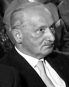 https://upload.wikimedia.org/wikipedia/commons/2/2c/Heidegger_4_%281960%29_cropped.jpg