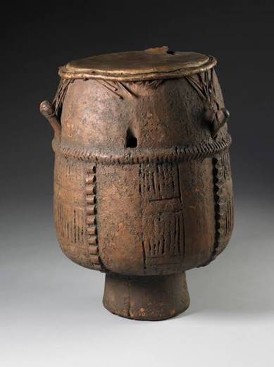 Akan drum on display in British museum 